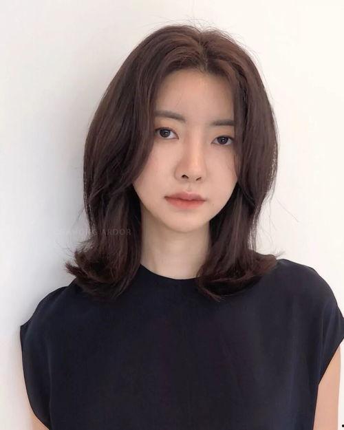 网红十三姨发型图片,时尚潮流新风向标