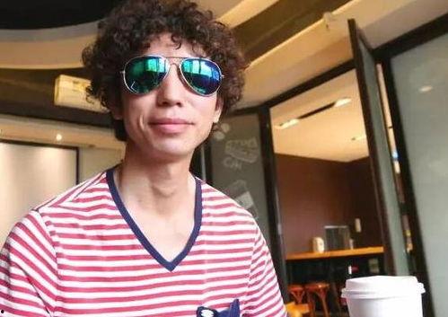 上麦爆料穆哥视频大全,揭秘上麦爆料的精彩瞬间